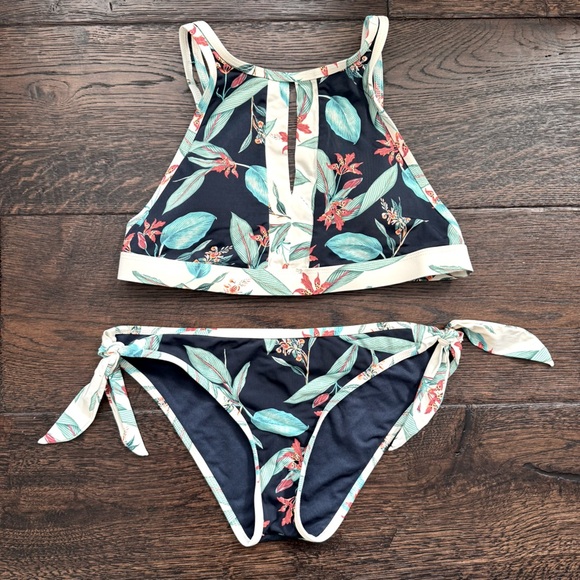 SKYE Bikini - Tropical Print - Picture 1 of 7
